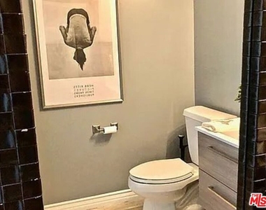 1278 S Camden Drive - Photo Thumbnail 4