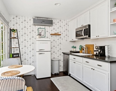 644 N Cherokee Avenue - Photo Thumbnail 28