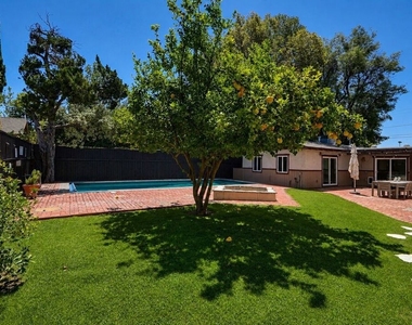 13509 Bassett Street - Photo Thumbnail 18