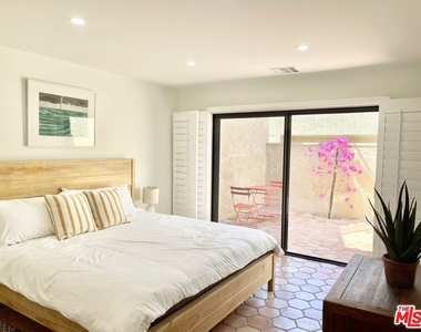 73441 Foxtail Lane - Photo Thumbnail 11