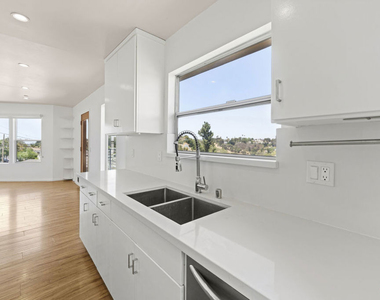 4203 Raynol Street - Photo Thumbnail 12
