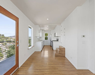 4203 Raynol Street - Photo Thumbnail 5