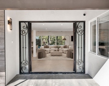 16047 Meadowcrest Road - Photo Thumbnail 41