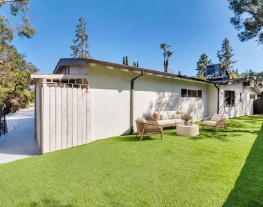 16047 Meadowcrest Road - Photo Thumbnail 42