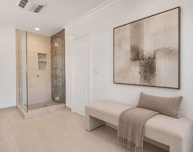 16047 Meadowcrest Road - Photo Thumbnail 39