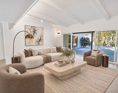 16047 Meadowcrest Road - Photo Thumbnail 13