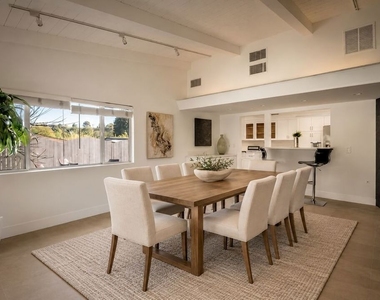 16047 Meadowcrest Road - Photo Thumbnail 21