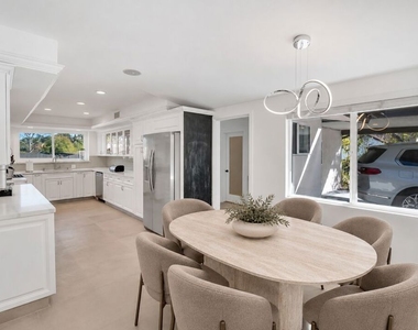 16047 Meadowcrest Road - Photo Thumbnail 24