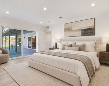 16047 Meadowcrest Road - Photo Thumbnail 37