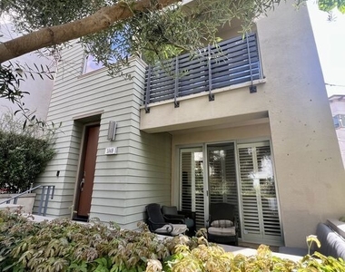 5849 S Sparrow Court - Photo Thumbnail 3