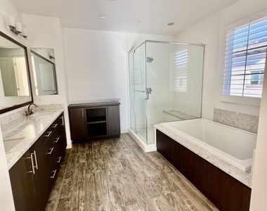 5849 S Sparrow Court - Photo Thumbnail 32