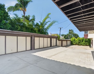 2418 Graham Avenue - Photo Thumbnail 28