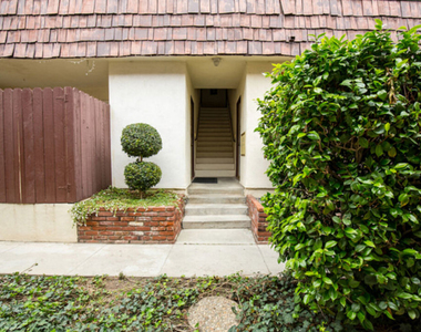 2418 Graham Avenue - Photo Thumbnail 1