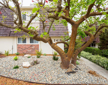 2418 Graham Avenue - Photo Thumbnail 32