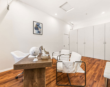 5017 Hesperia Avenue - Photo Thumbnail 35