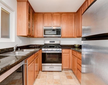526 Calle Montecito - Photo Thumbnail 16