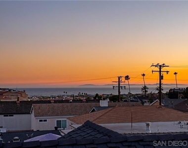 435 Carnation Ave - Photo Thumbnail 11