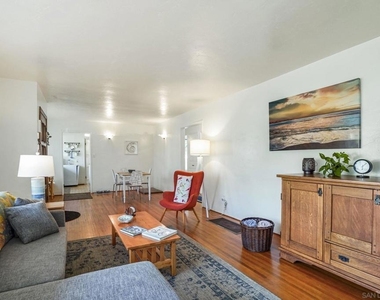 4859 Gardena Ave - Photo Thumbnail 2