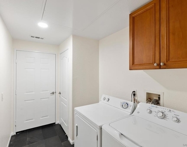 12685 Savannah Creek Dr. - Photo Thumbnail 7