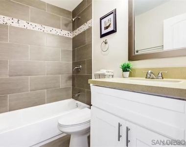 4331 53rd St - Photo Thumbnail 13