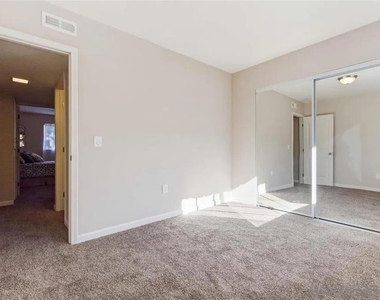 4331 53rd St - Photo Thumbnail 17