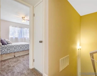 4331 53rd St - Photo Thumbnail 15