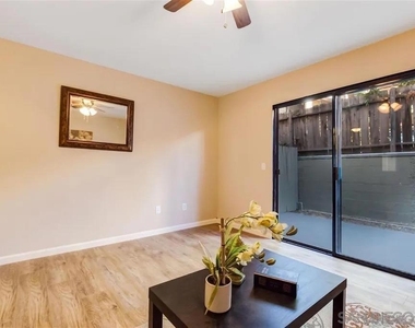 4331 53rd St - Photo Thumbnail 8
