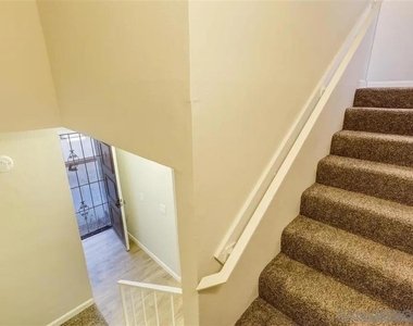 4331 53rd St - Photo Thumbnail 12