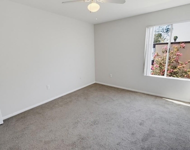 3454 Castle Glen - Photo Thumbnail 20
