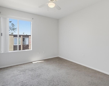 3454 Castle Glen - Photo Thumbnail 12