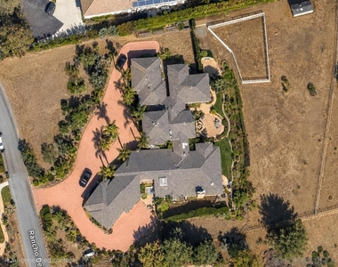 17429 Rancho Del Rio - Photo Thumbnail 49
