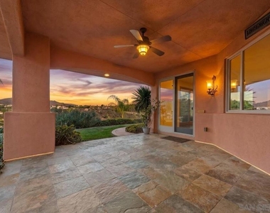 17429 Rancho Del Rio - Photo Thumbnail 2