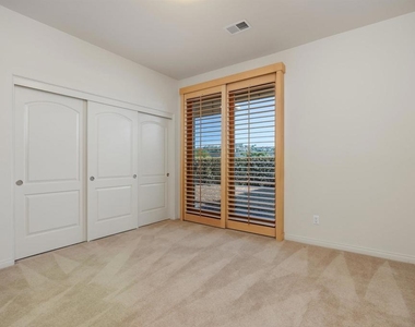 17429 Rancho Del Rio - Photo Thumbnail 32