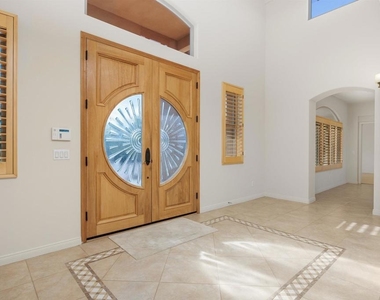 17429 Rancho Del Rio - Photo Thumbnail 11