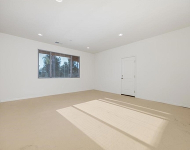 17429 Rancho Del Rio - Photo Thumbnail 40