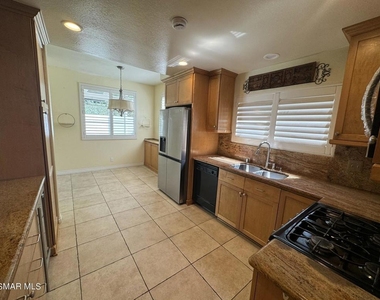 18635 Nathan Hill Drive - Photo Thumbnail 12