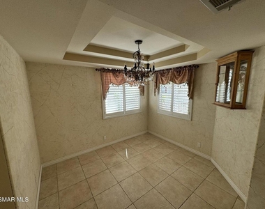 18635 Nathan Hill Drive - Photo Thumbnail 10