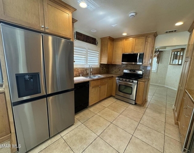18635 Nathan Hill Drive - Photo Thumbnail 13