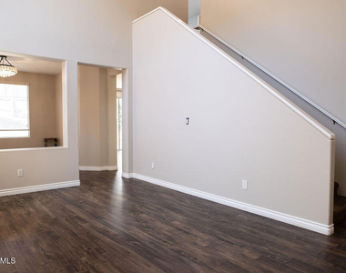 885 Aloe Lane - Photo Thumbnail 1