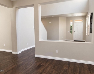 885 Aloe Lane - Photo Thumbnail 2