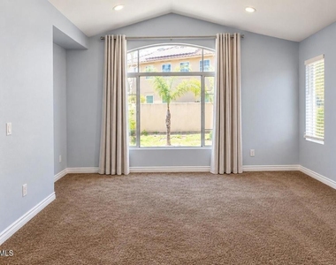 885 Aloe Lane - Photo Thumbnail 8