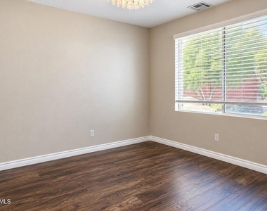 885 Aloe Lane - Photo Thumbnail 11
