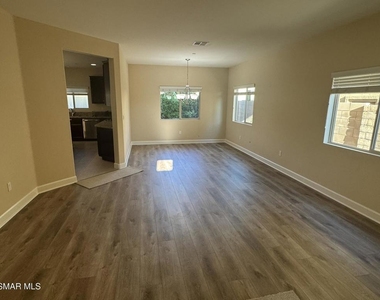 7124 Baneberry Avenue - Photo Thumbnail 1