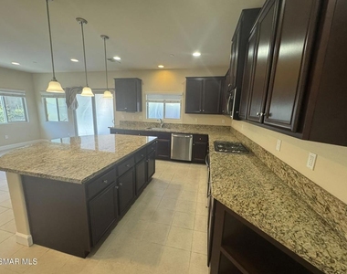 7124 Baneberry Avenue - Photo Thumbnail 6