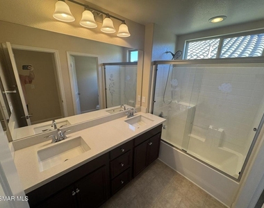 7124 Baneberry Avenue - Photo Thumbnail 12