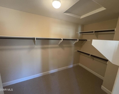 7124 Baneberry Avenue - Photo Thumbnail 16