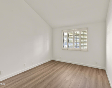 2938 Winding Lane - Photo Thumbnail 18