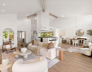 47 N Kavenish Drive - Photo Thumbnail 1