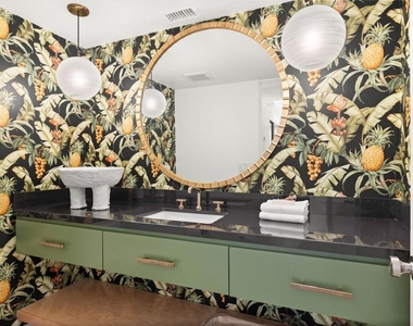 47 N Kavenish Drive - Photo Thumbnail 21