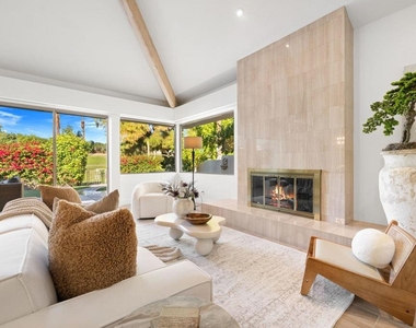47 N Kavenish Drive - Photo Thumbnail 5